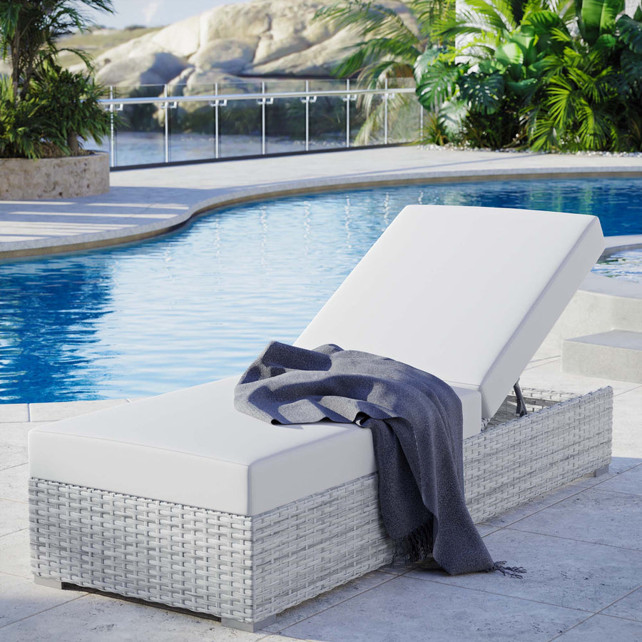 Sienna Outdoor Patio Chaise in Light Gray White