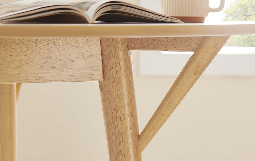 Gideon 47" Round Dining Table in Oak Oak