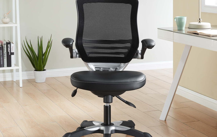 Pillar Vinyl Office Chair in Black