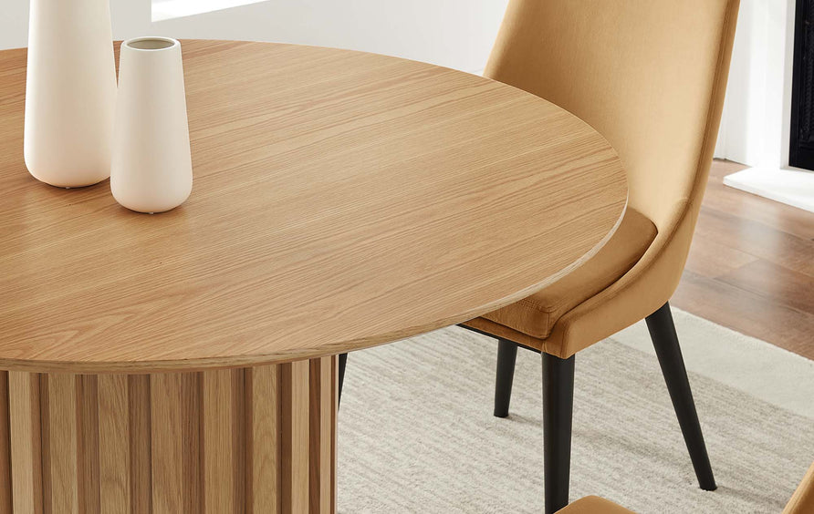 Quintessa 47" Round Dining Table in Oak