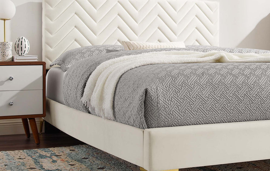 Easton Chevron Tufted Performance Velvet Full Platform Bed in White