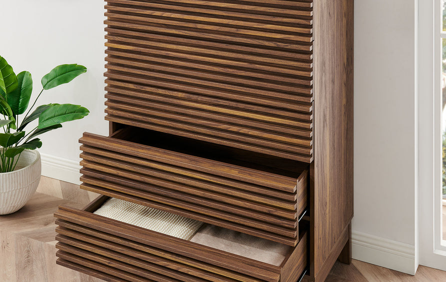 Vera 5-Drawer Chest in Walnut