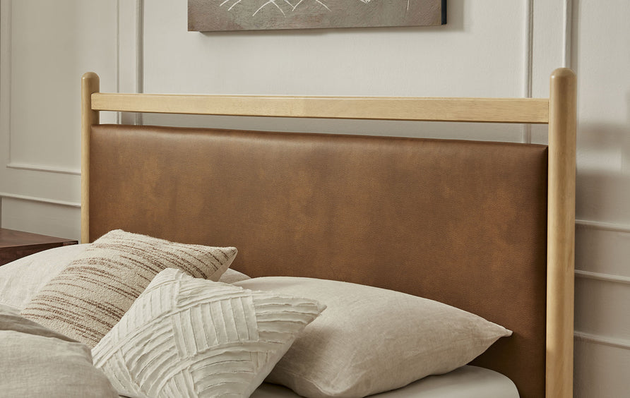 Flax Full Size Vegan Leather Platform Bed Frame in Light Oak Canyon