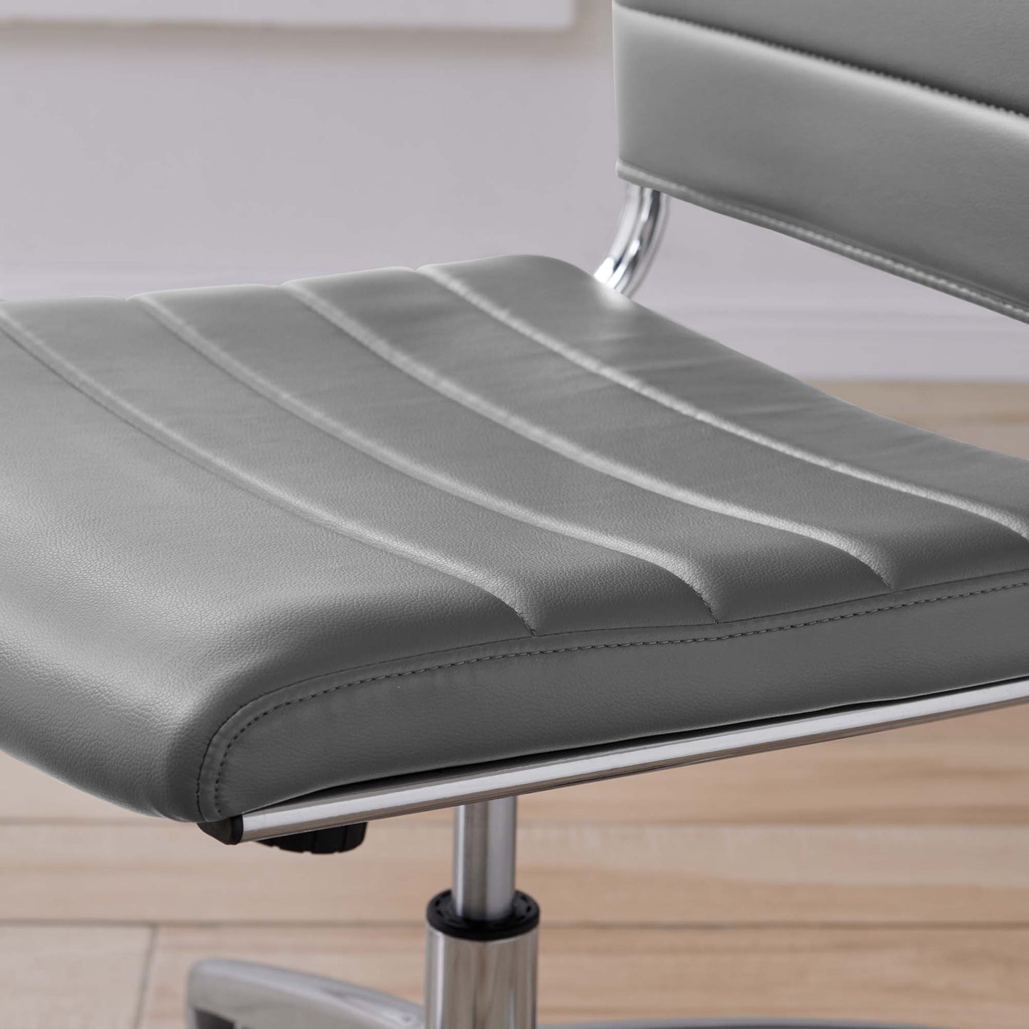 Jive Armless Mid Back Office Chair by Furniture for America