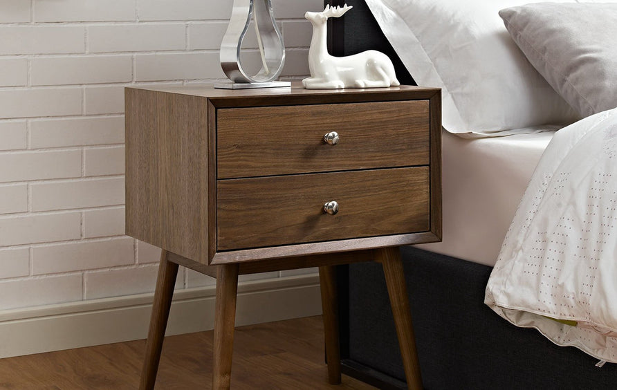 Isolde Nightstand in Walnut