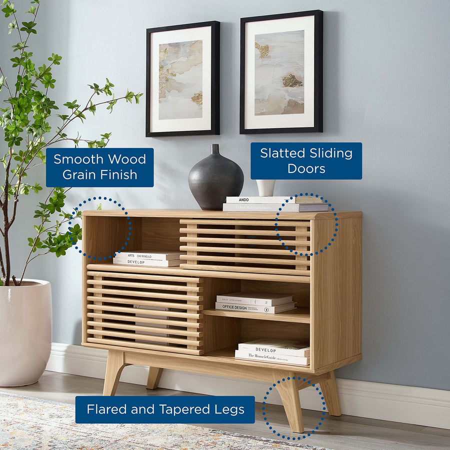 Vera Display Stand in Oak