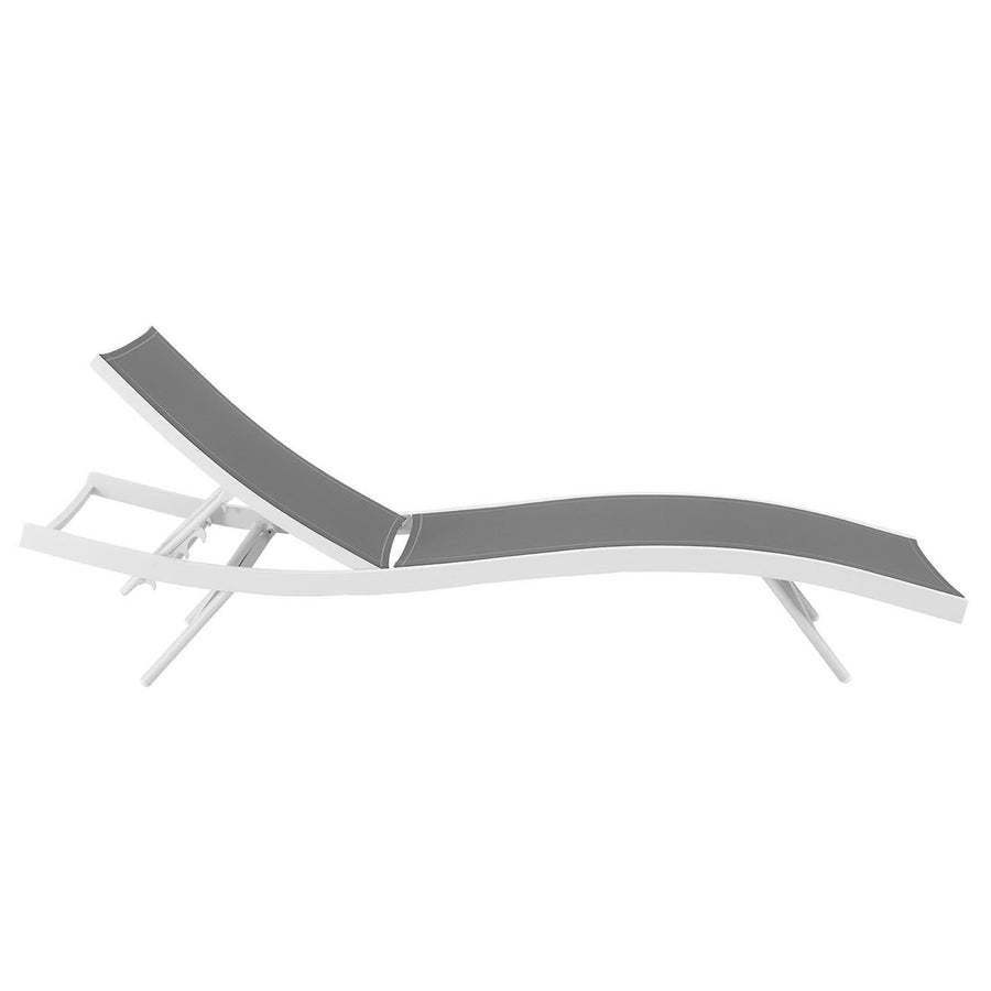 Bergamot Outdoor Patio Mesh Chaise Lounge Chair in White Gray
