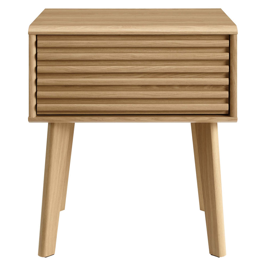 Vera End Table in Oak