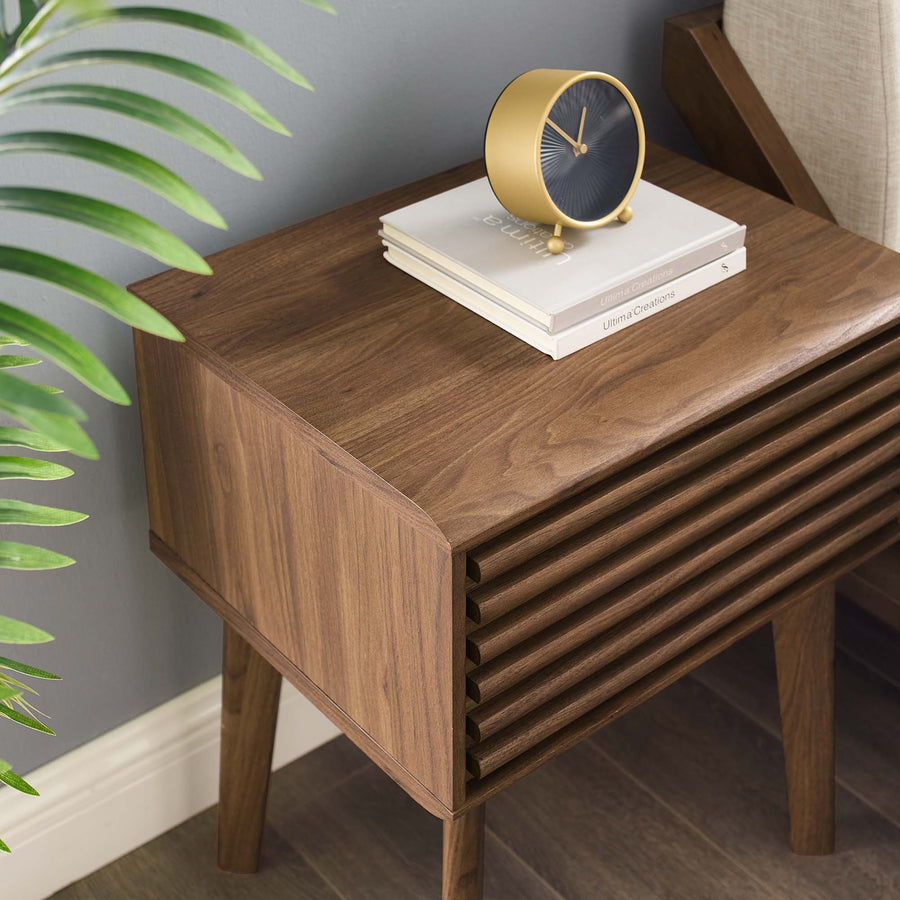 Vera End Table in Walnut