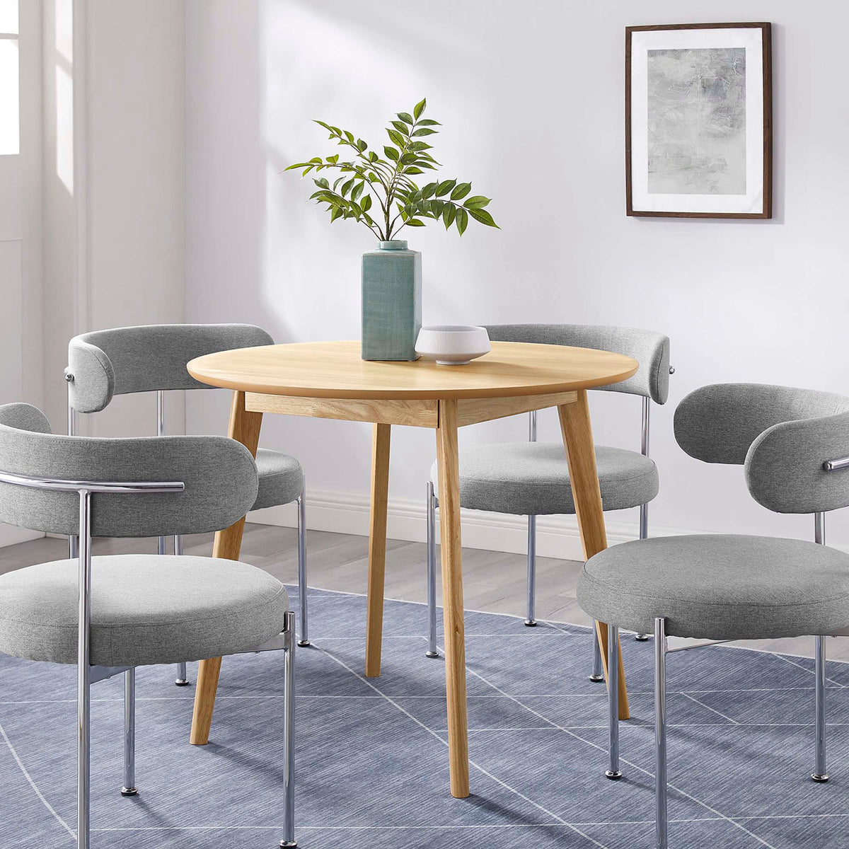 Vision 35" Round Dining Table in Oak