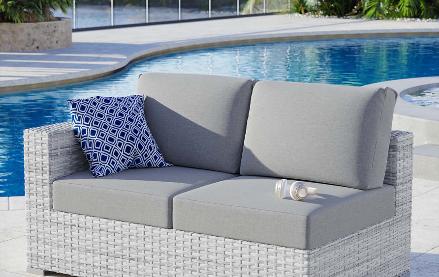 Sienna Outdoor Patio Left-Arm Loveseat in Light Gray Gray