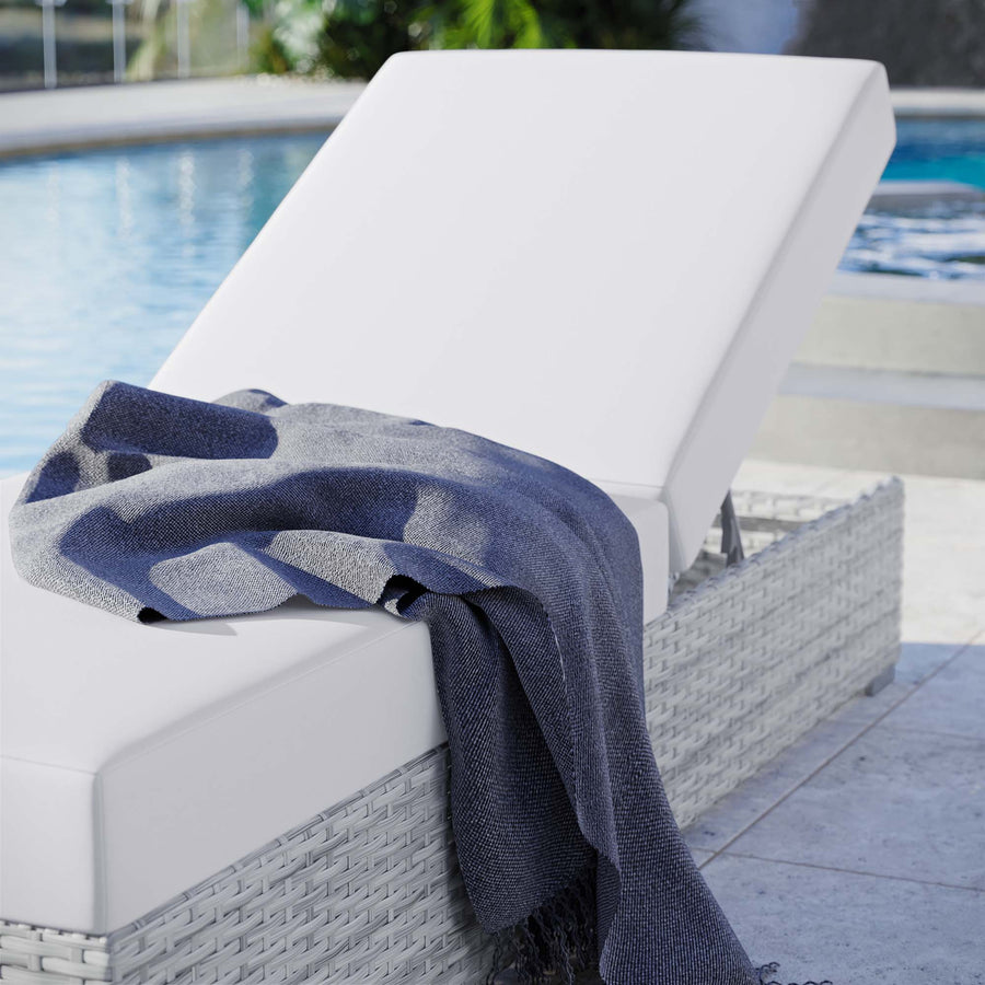 Sienna Outdoor Patio Chaise in Light Gray White