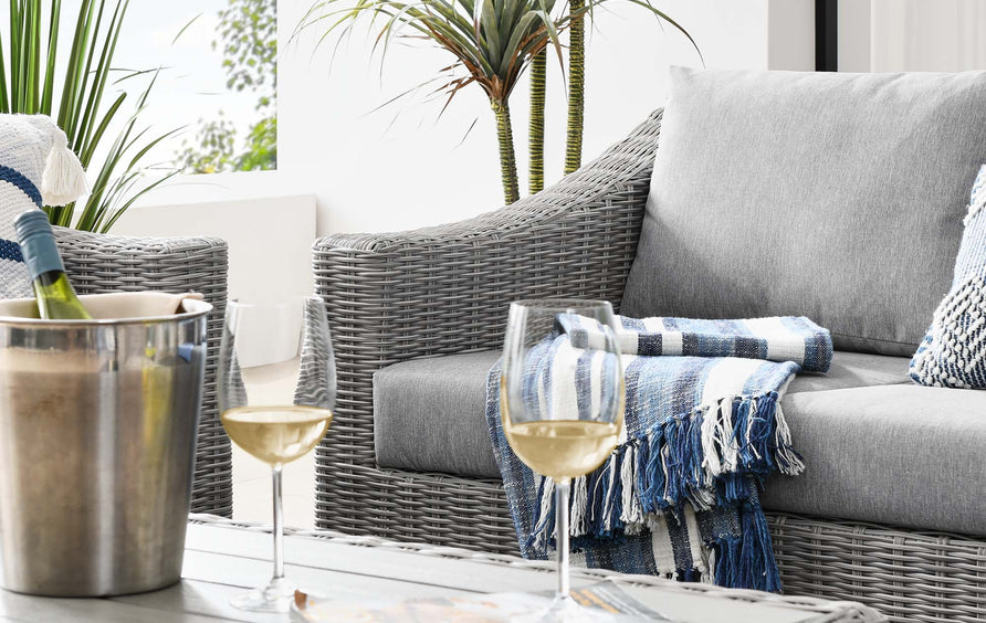 Harlow 4-Piece Outdoor Patio Wicker Rattan Furniture Set in Light Gray Gray