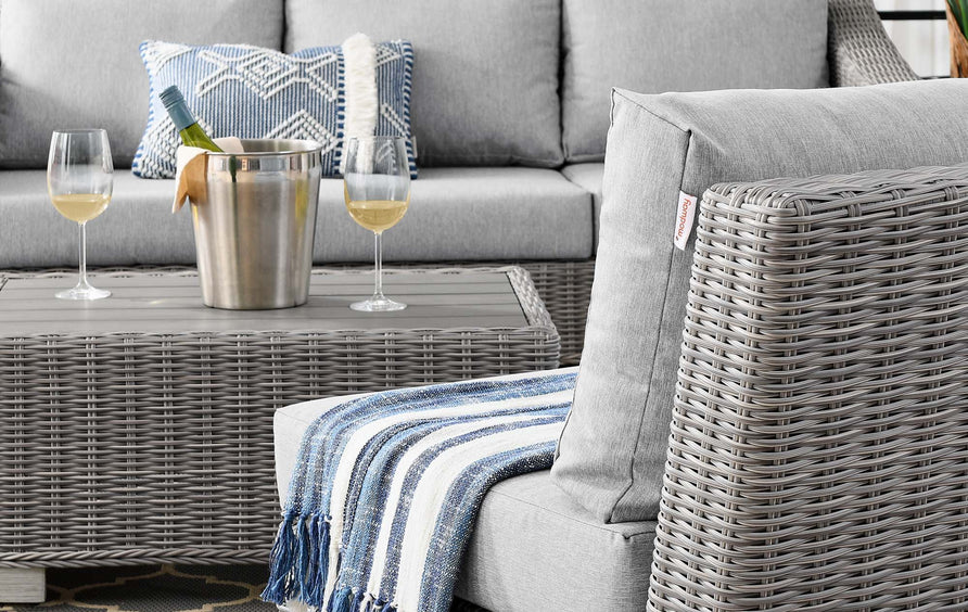 Harlow 5-Piece Outdoor Patio Wicker Rattan Furniture Set in Light Gray Gray