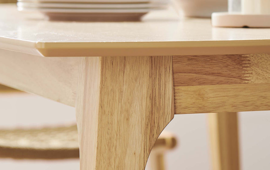 Ronda 63" Rectangle Dining Table in Oak Oak