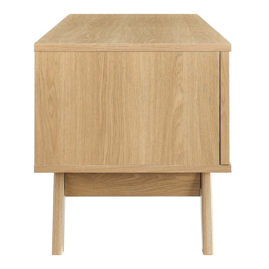 Wren 47" TV Stand in Oak