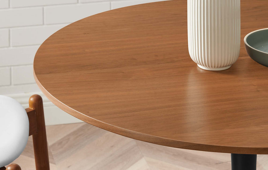 Kinsale 40" Dining Table in Walnut Black