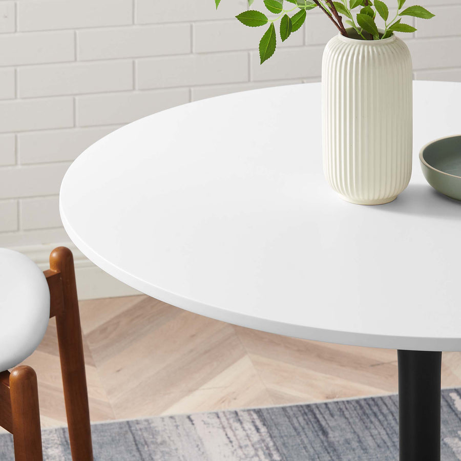 Kinsale 40" Dining Table in White Black
