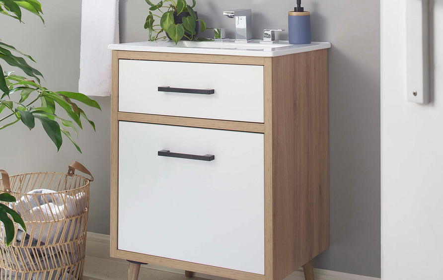 Crest 24" Bathroom Vanity in White Oak