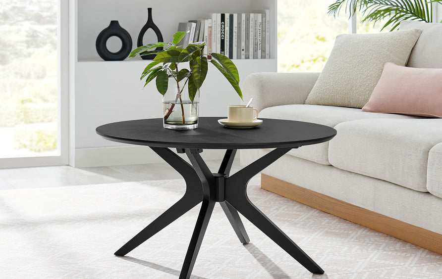 Vela Round Wood Coffee Table in Black