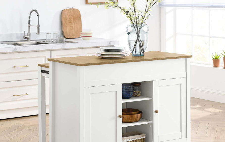 Hayes Kitchen Island in Oak White