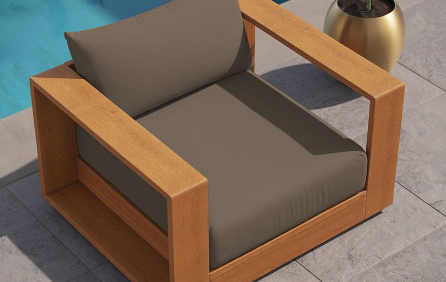 Aspen Outdoor Patio Acacia Wood Chair in Natural Cocoa