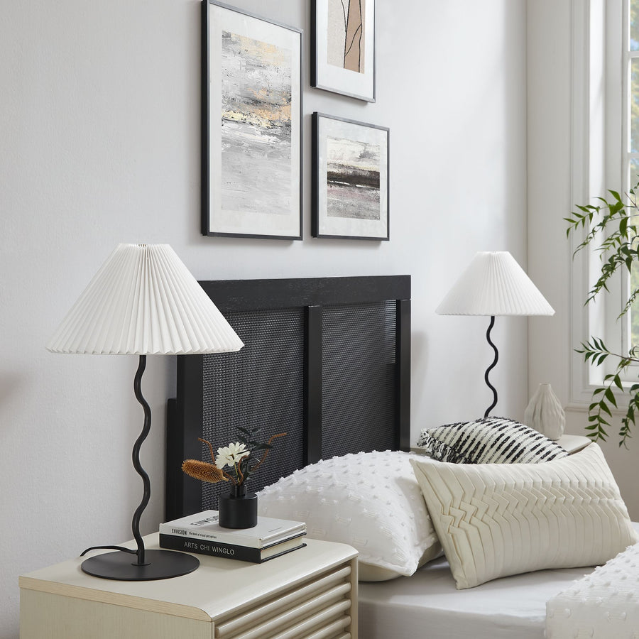 Orchard Squiggle Table Lamp in Black