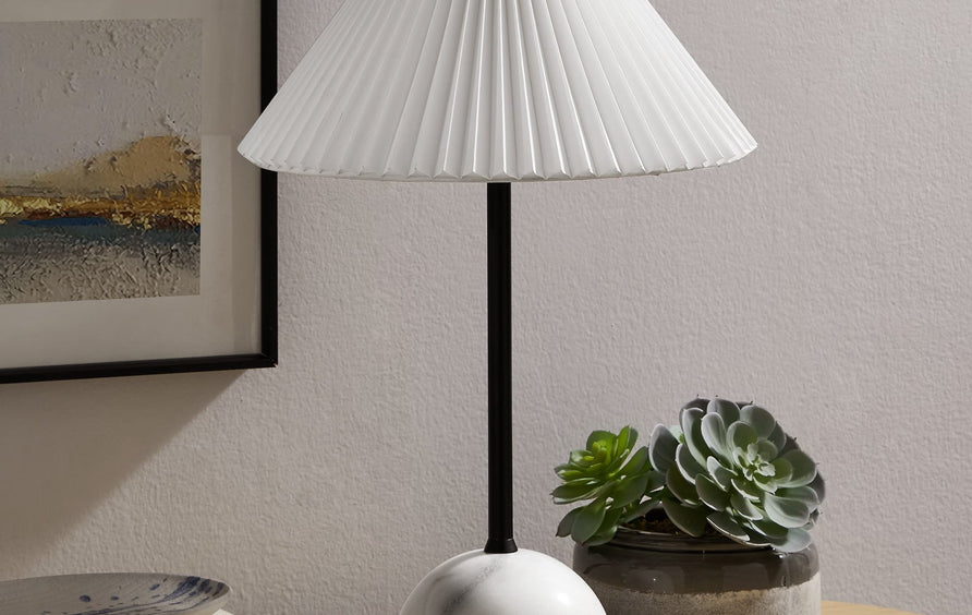 Remy Marble Dome Table Lamp in Black