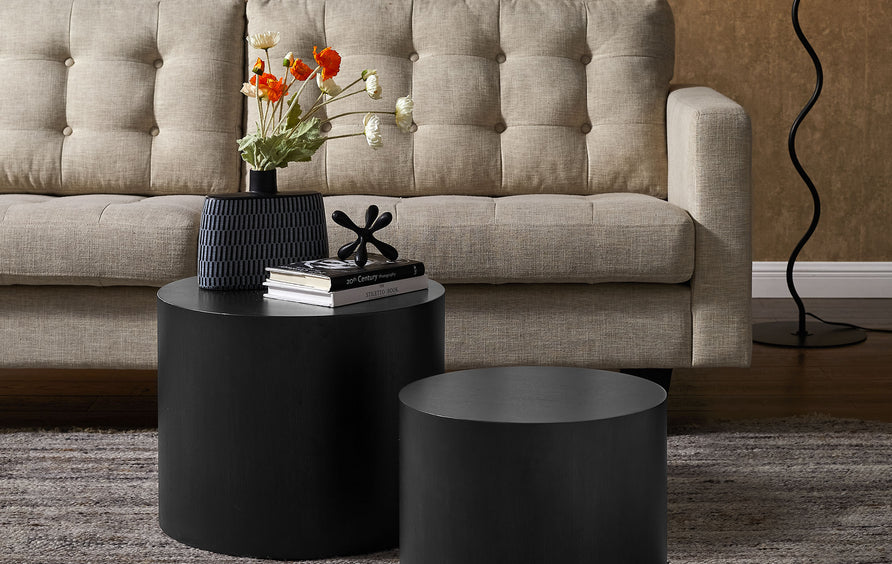 Ximena Round Nesting Coffee Tables Set of 2 in Black