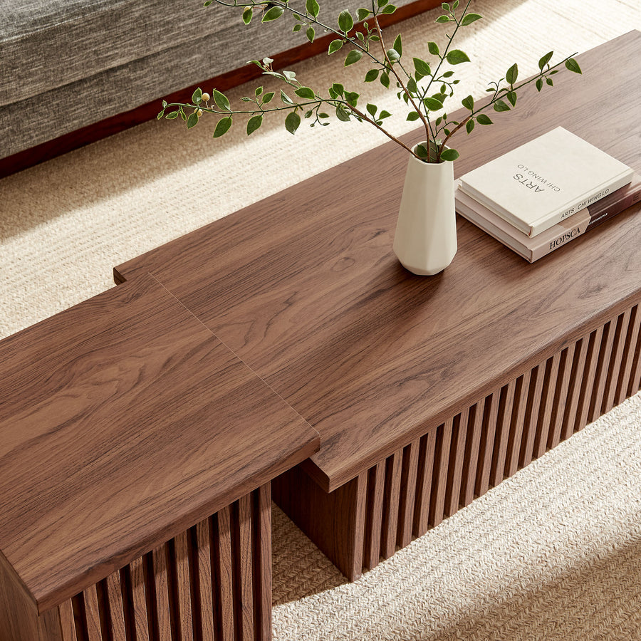 Vera Nesting Coffee Tables Set of 2 in Walnut