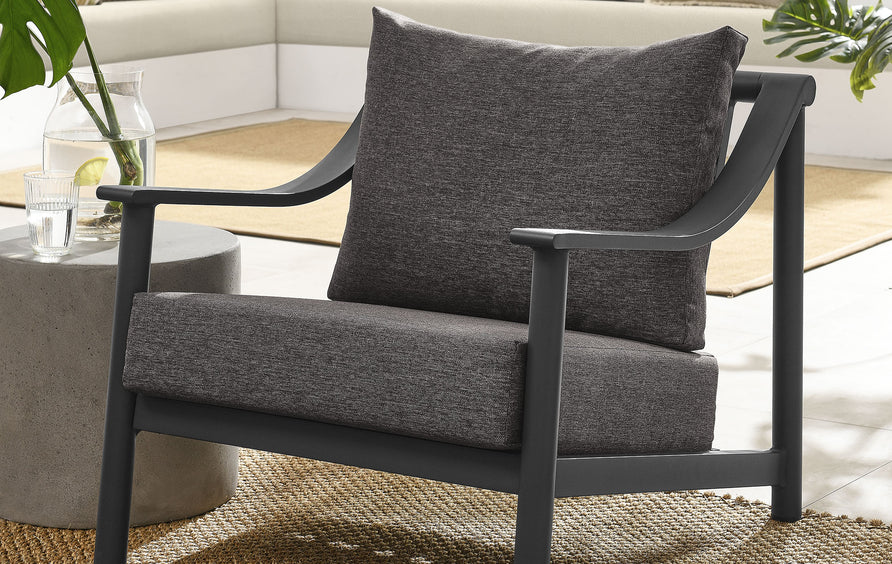 Umber Outdoor Patio Aluminum Accent Armchair in Carbon Graphite
