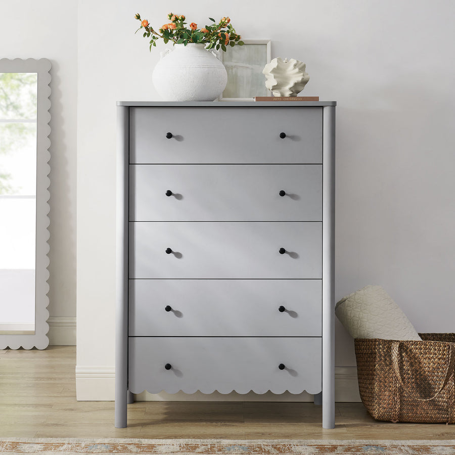 Solstice Scalloped 5-Drawer Chest in Light Gray