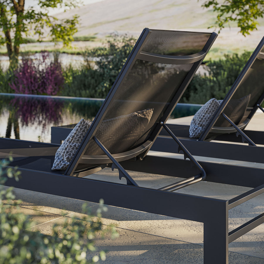 Aspen Outdoor Patio Mesh and Aluminum Chaise Lounge in Gray