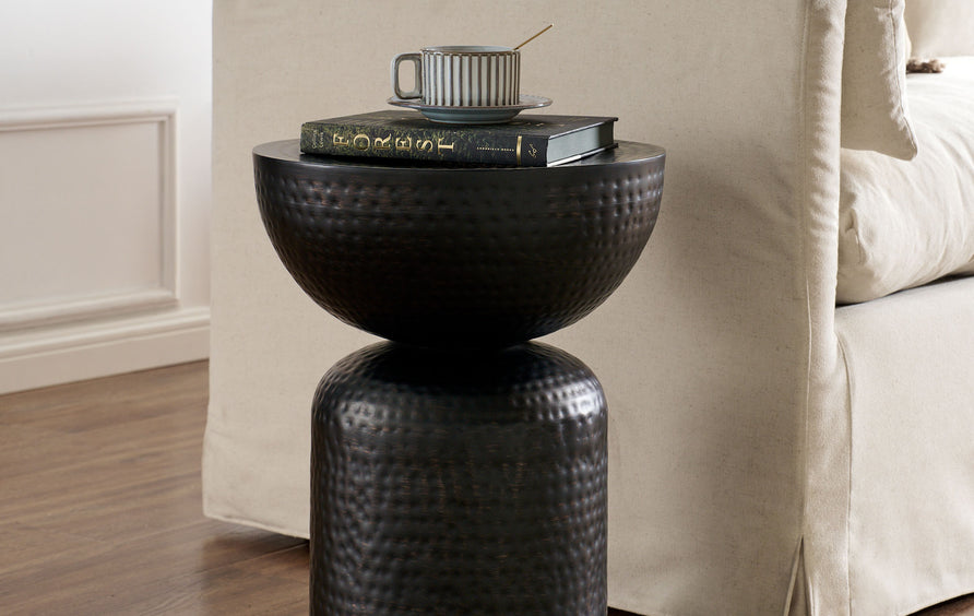 Oisin Metal Hammered Side Table in Black