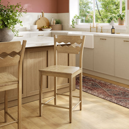 Jax Oak Wood Counter Stool With Wavy Razor Back in Weathered Oak