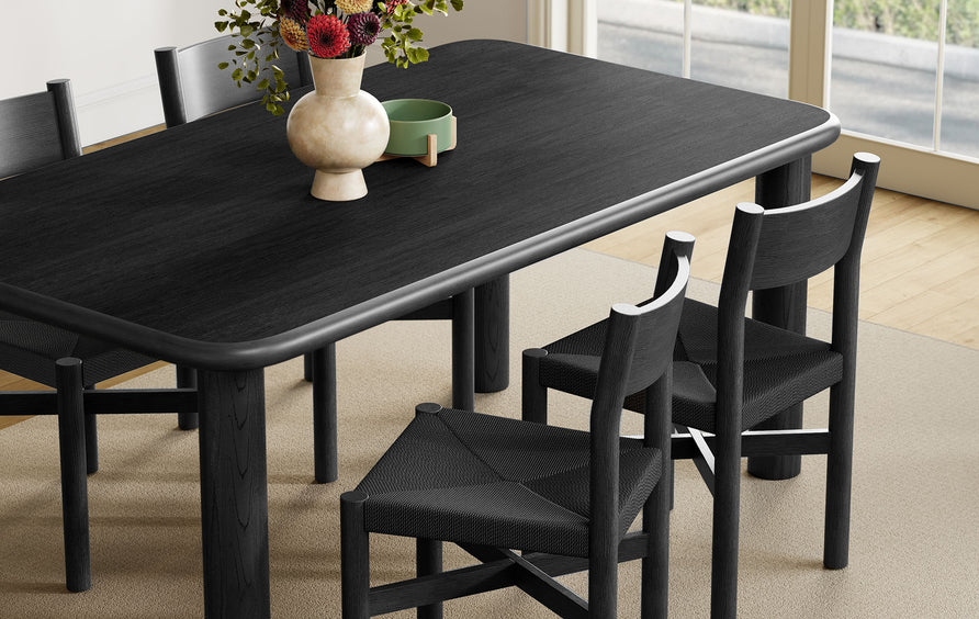 Wells 5-Piece Oak Wood Dining Table and Chairs Set in Black