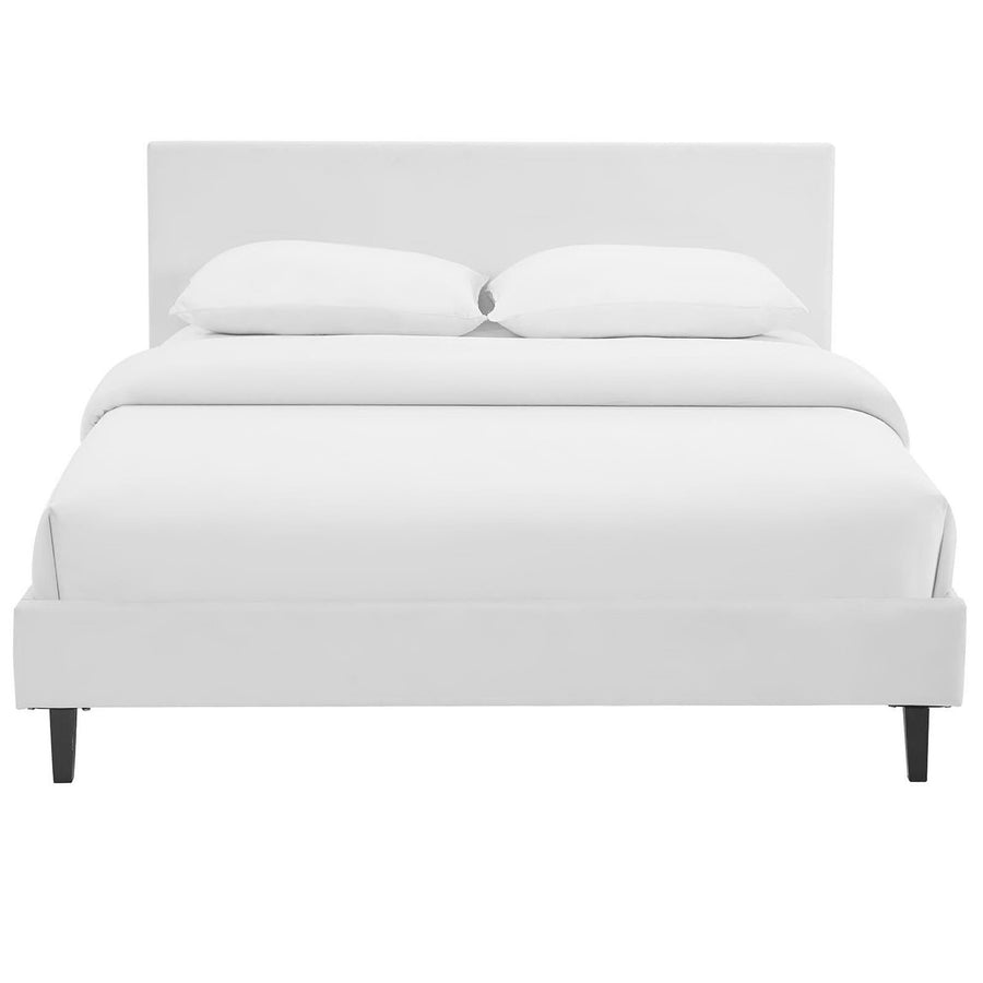 Retreat Full Bed in White