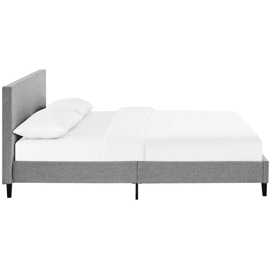 Retreat Fabric Queen Bed in Light Gray