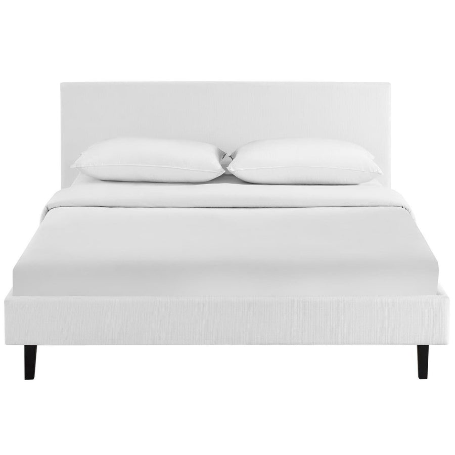 Retreat Fabric Queen Bed in White