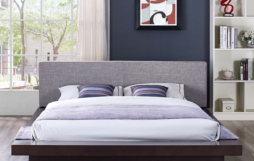 Flynn Fabric Queen Platform Bed in Cappuccino Gray