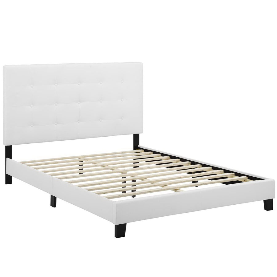 Niall Tufted Button Upholstered Fabric Queen Platform Bed in White
