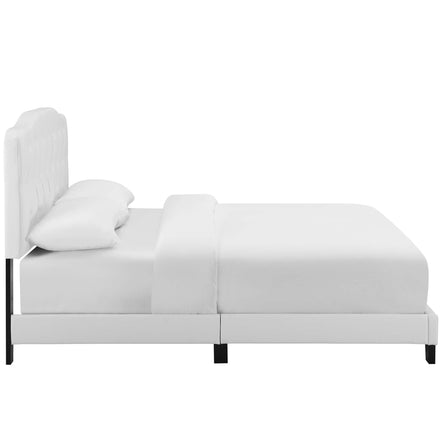 Amelia Faux Leather Full Bed in White