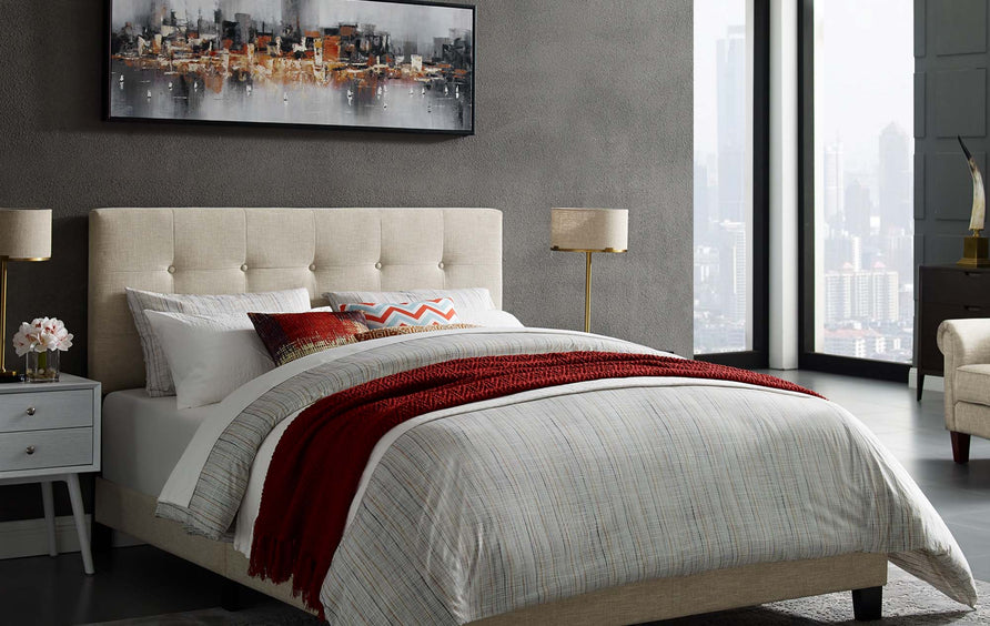 Cottage Upholstered Fabric Full Bed in Beige
