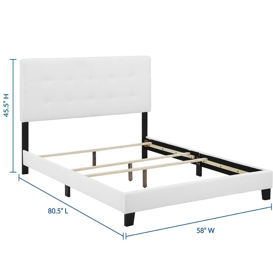 Cottage Upholstered Fabric Full Bed in White
