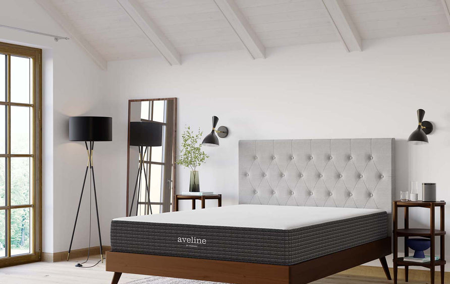 Juno 10" California King Mattress in White