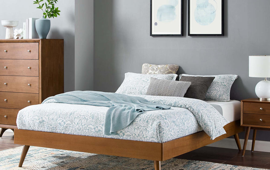 Spindle Wood Twin Platform Bed Frame in Walnut