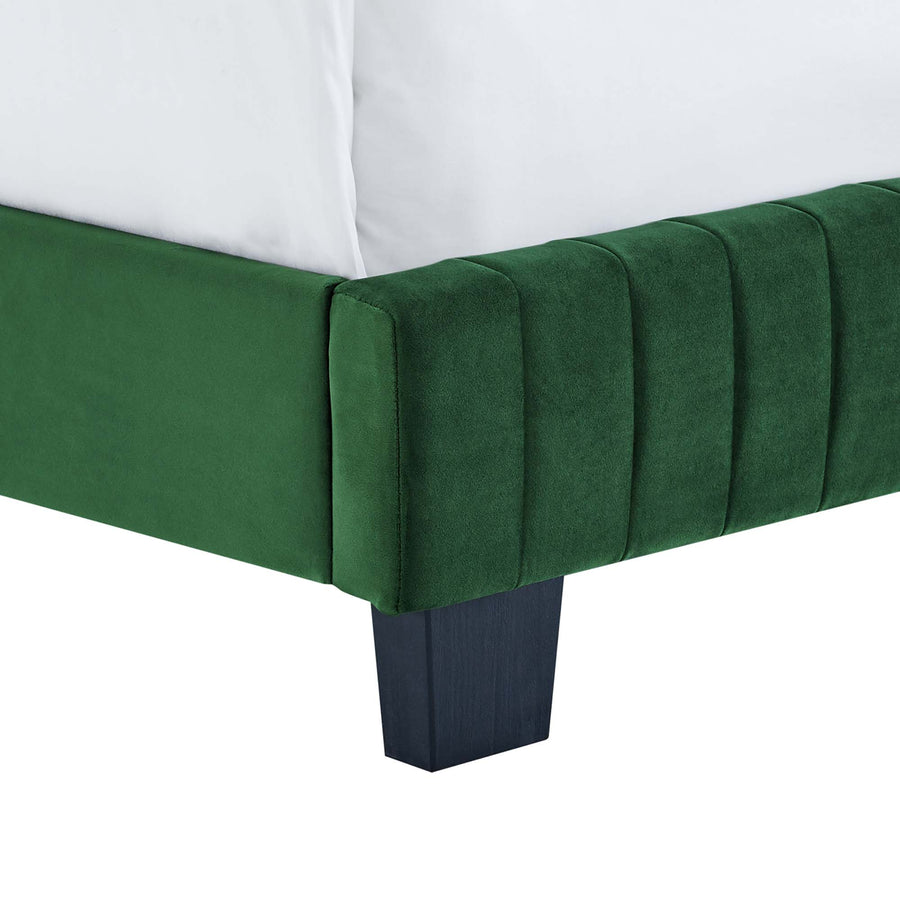 Sutton Channel Tufted Performance Velvet Queen Bed in Emerald