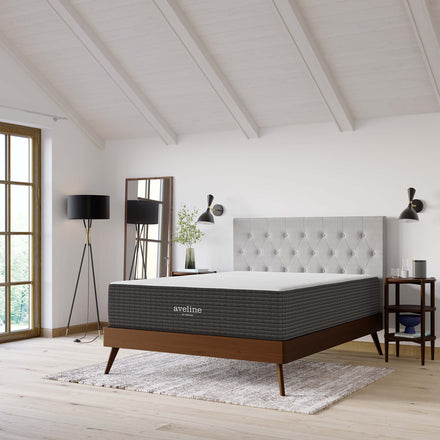 Aveline 14" Memory Foam Queen Mattress in White