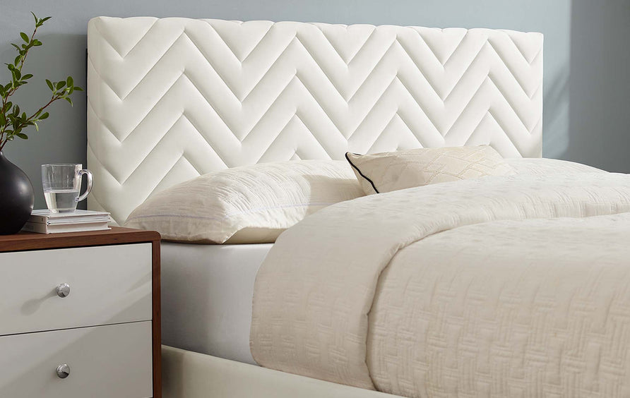 Easton Tapered Wood Leg Chevron Tufted Performance Velvet Full Platform Bed in White