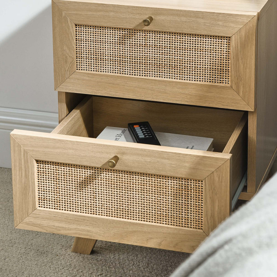 Wren 2-Drawer Nightstand in Oak